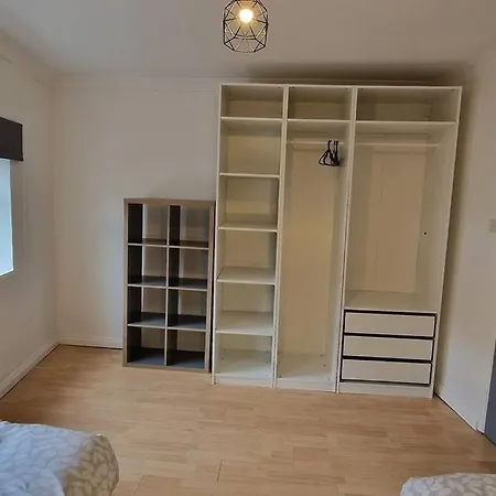 2 Bedroom Flat In Zone 2 Lnd London Exterior photo